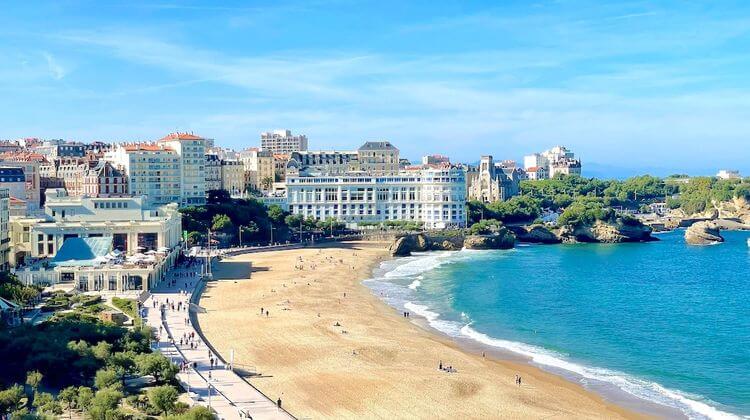 CATÉGORIE 1 - Biarritz Tourisme au sommet de la vague